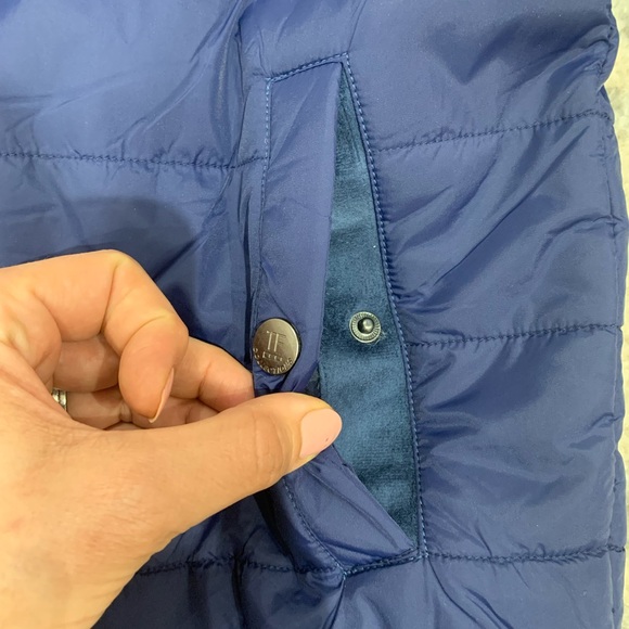 BNWT TF Collections Blue Suede sport size M - Picture 8 of 9